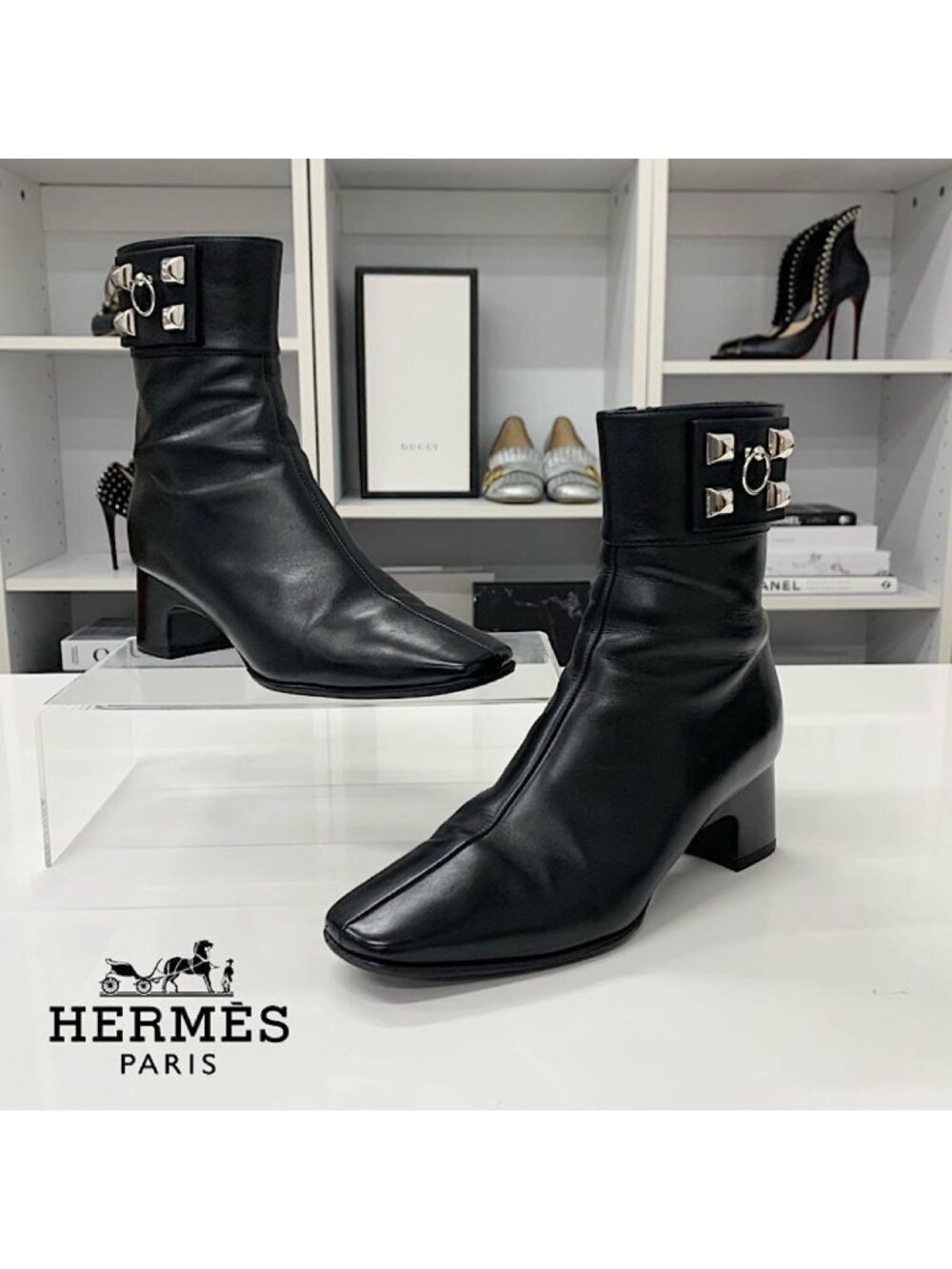 Hermes Decouvert Collier de Chien Studded Leather Short Boots